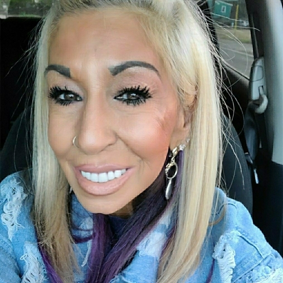 Jewelry, sterling silver and gold earrings - Picture 3 of 16